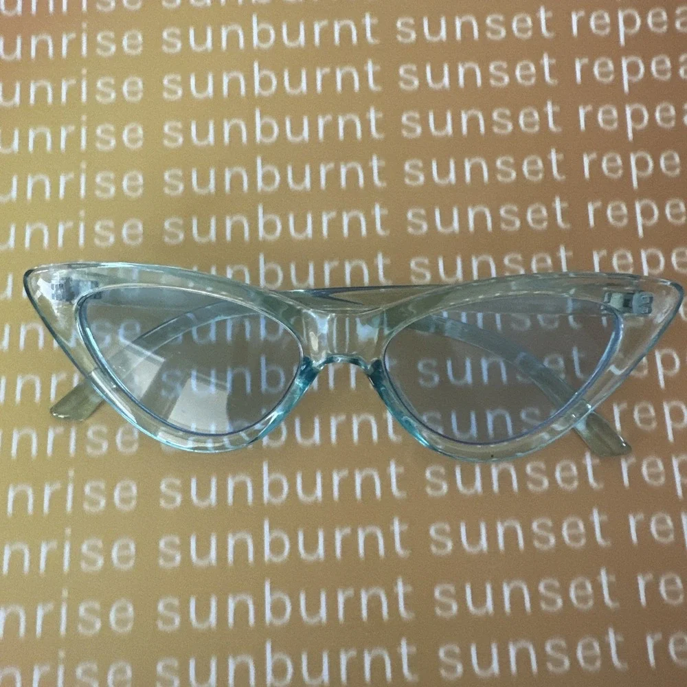 WOMEN'S TEEN'S‎ FASHION COLORFUL SUMMER SUNGLASSES SET OF 4 NEW